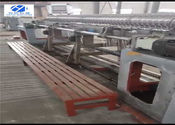 دستگاه توری سیمی شش ضلعی 2500 میلی متری بافندگی نوع معکوس Cnc با اندازه مش بزرگ